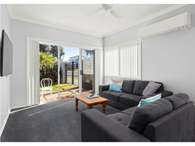 34/32 Lewis Street, Old Bar NSW 2430