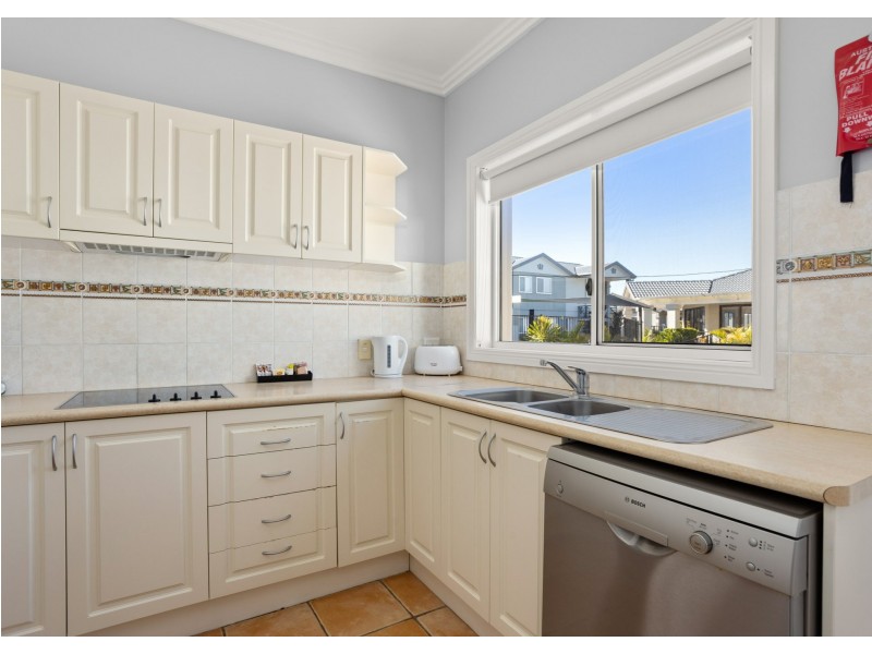 34/32 Lewis Street, Old Bar NSW 2430