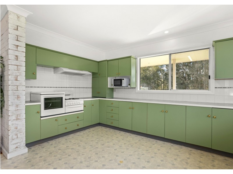 169 Cowans Lane, Oxley Island NSW 2430