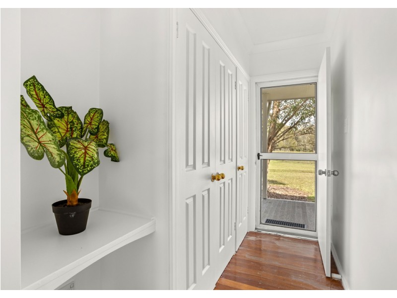 169 Cowans Lane, Oxley Island NSW 2430