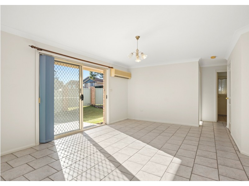 1 Gannet Crescent, Old Bar NSW 2430