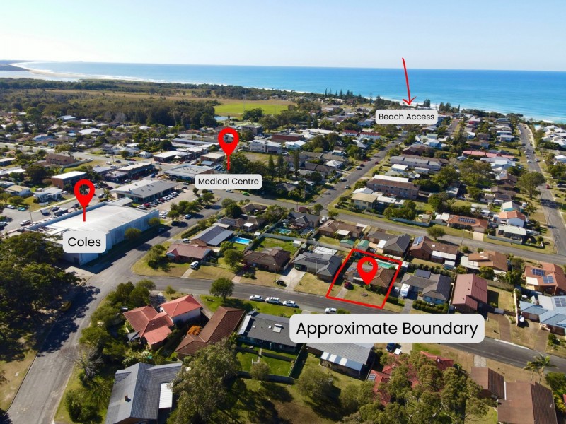 8 Joel Drive, Old Bar NSW 2430