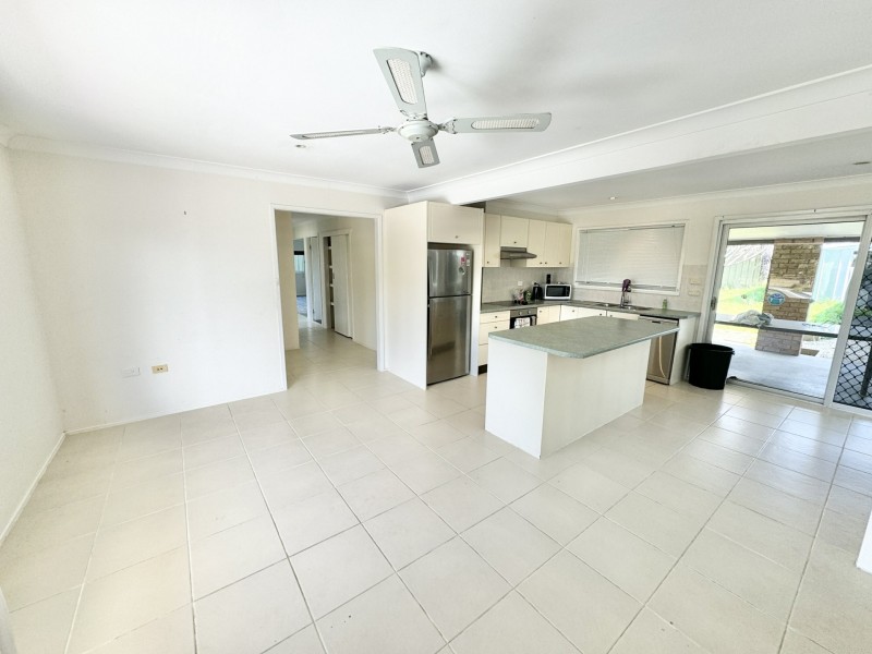 3 Medowie Road, Old Bar NSW 2430