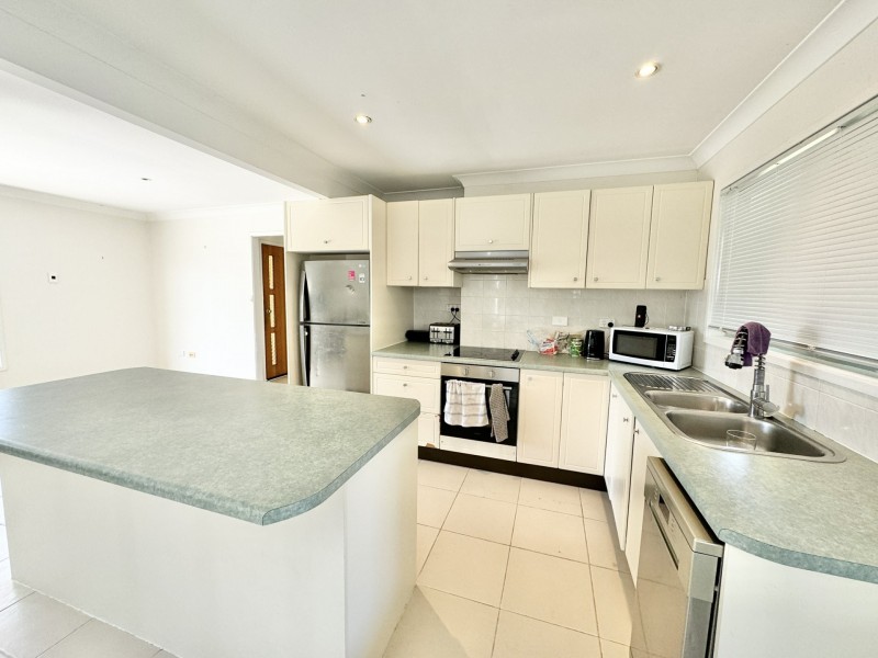 3 Medowie Road, Old Bar NSW 2430