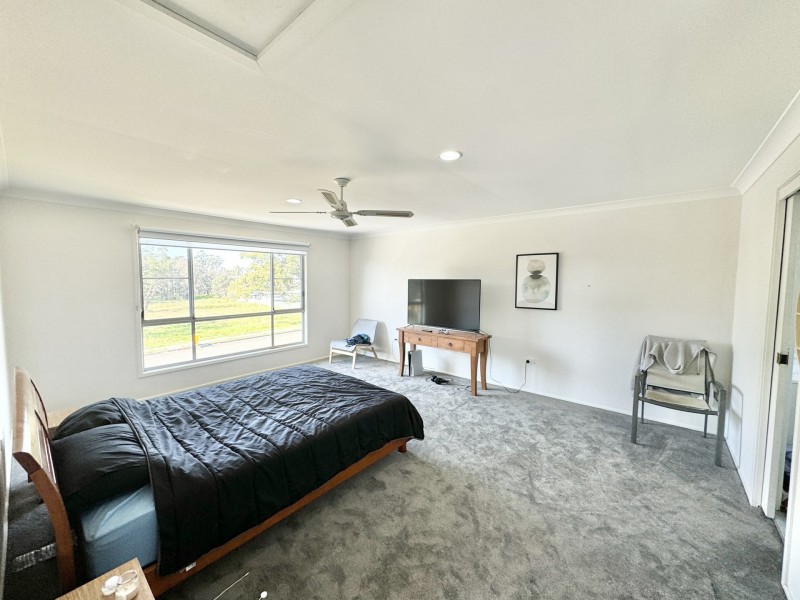 3 Medowie Road, Old Bar NSW 2430