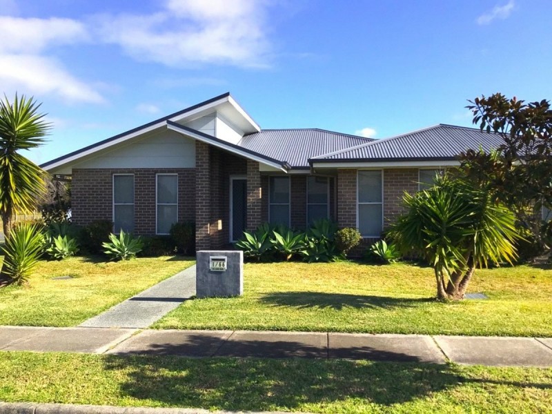 1/66 Bluehaven Drive, Old Bar NSW 2430