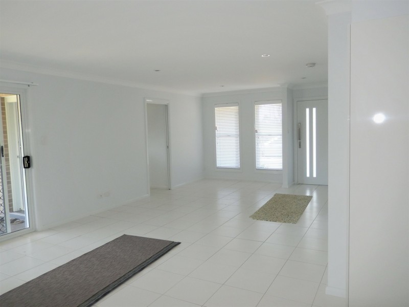 1/66 Bluehaven Drive, Old Bar NSW 2430