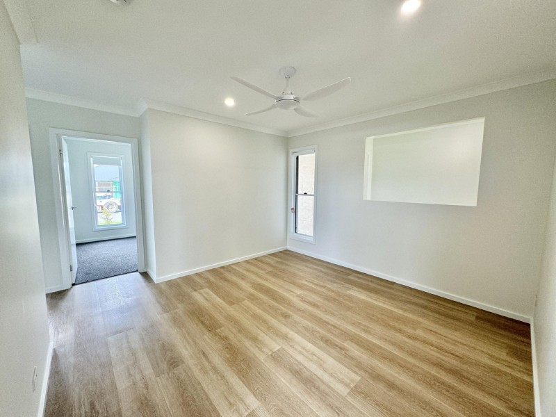 5 Peony Avenue, Old Bar NSW 2430