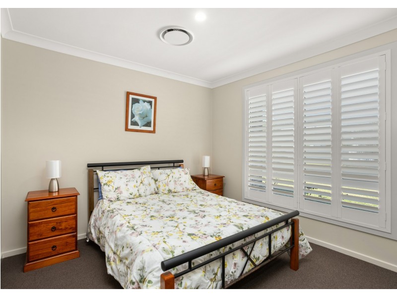 16 Suni Drive, Old Bar NSW 2430