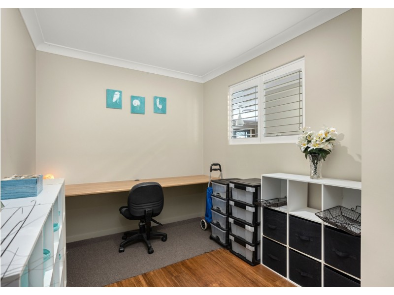 16 Suni Drive, Old Bar NSW 2430