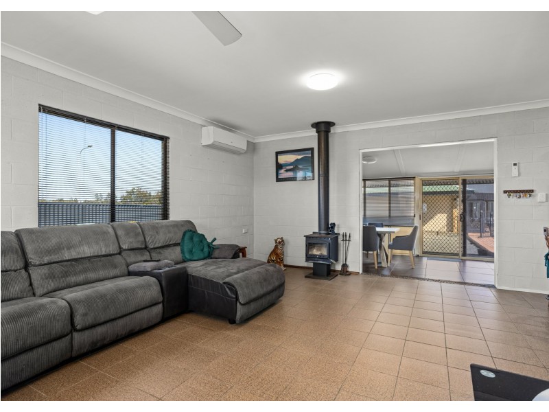 70 Wyden Street, Old Bar NSW 2430