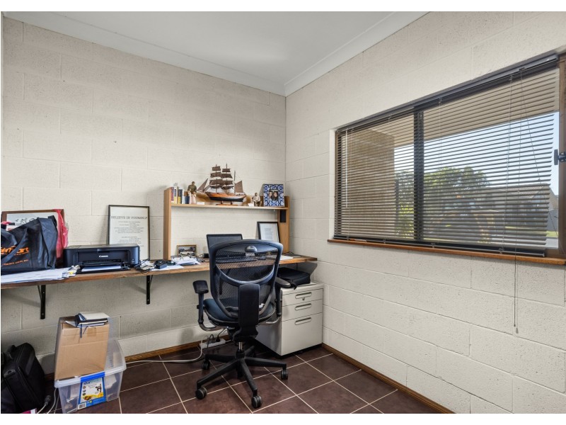 70 Wyden Street, Old Bar NSW 2430