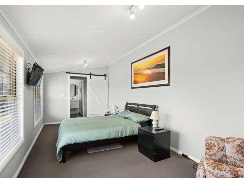 70 Wyden Street, Old Bar NSW 2430