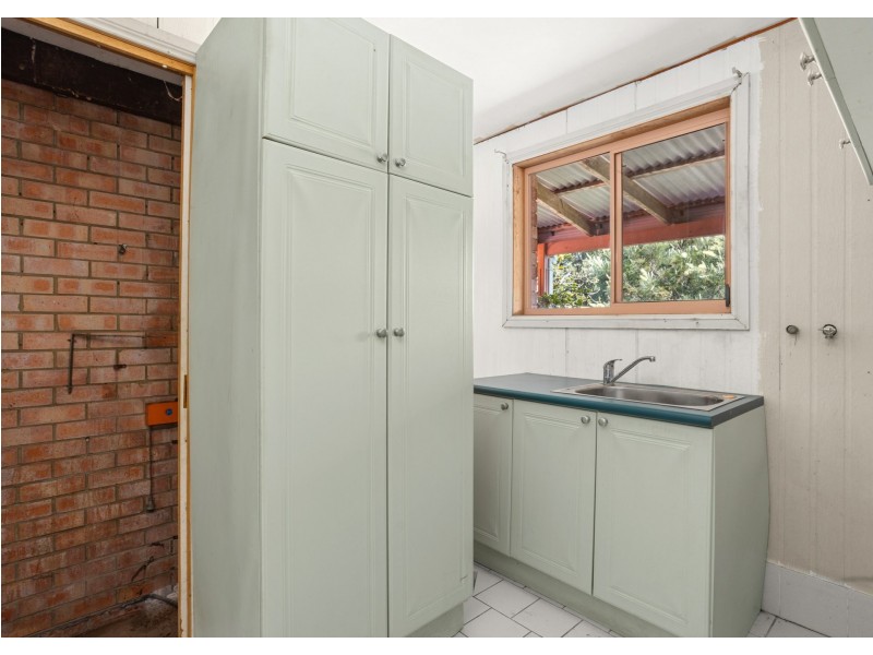 11 Oceanic Place, Old Bar NSW 2430