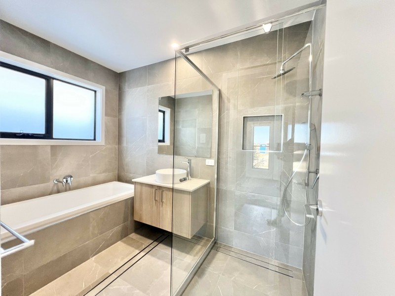24 Driftwood Boulevard, Old Bar NSW 2430