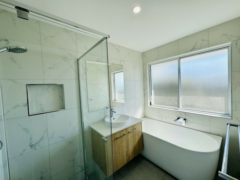 5 Surf Close, Old Bar NSW 2430