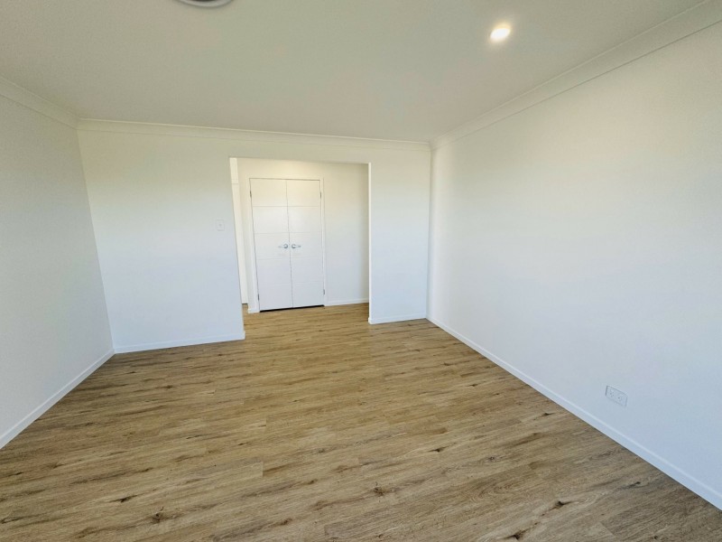 5 Surf Close, Old Bar NSW 2430