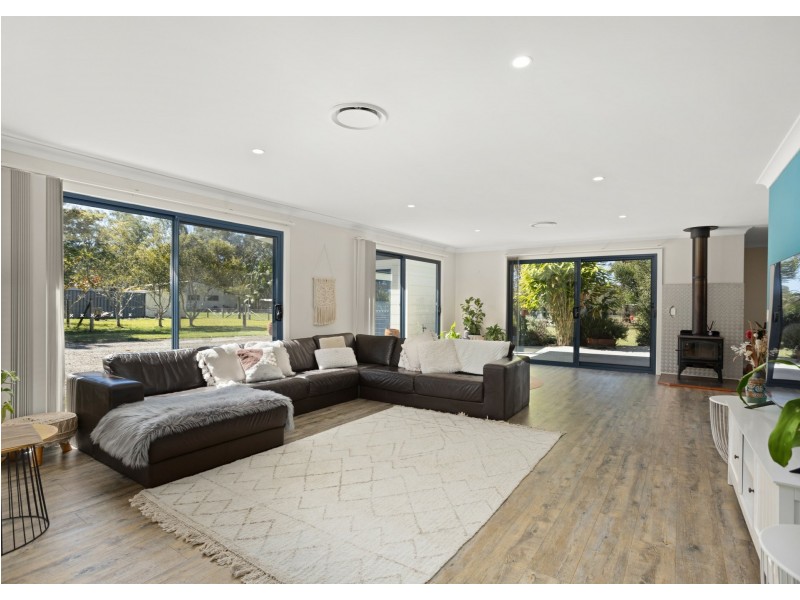 132 Heron Road, Old Bar NSW 2430