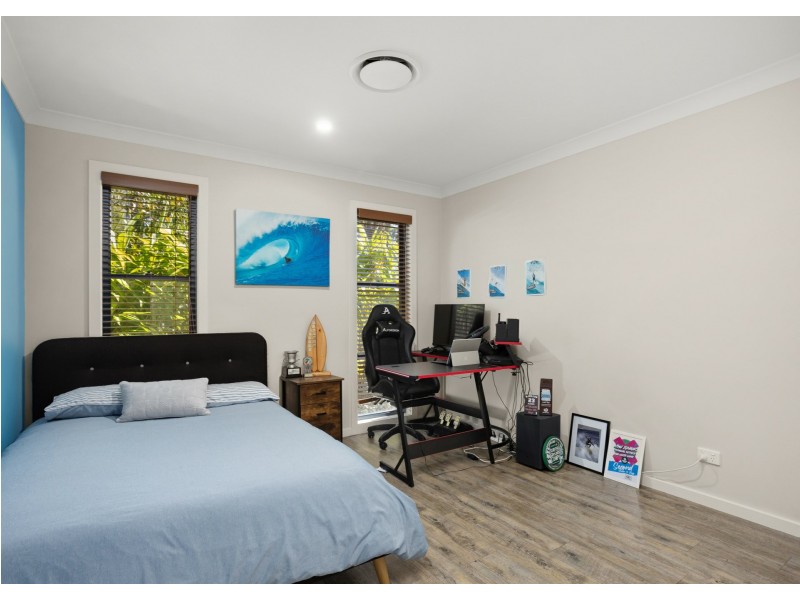 132 Heron Road, Old Bar NSW 2430