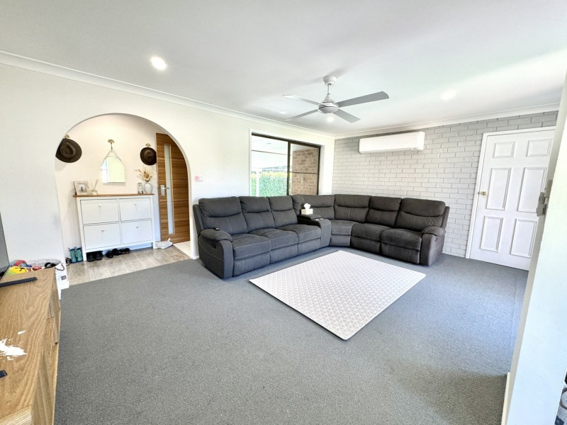 9 Lawson Crescent, Taree NSW 2430