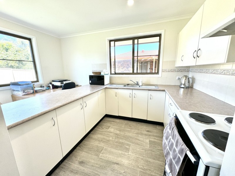 9 Lawson Crescent, Taree NSW 2430