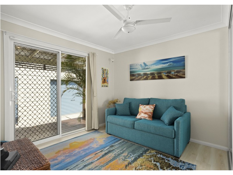 13 Belford Street, Old Bar NSW 2430