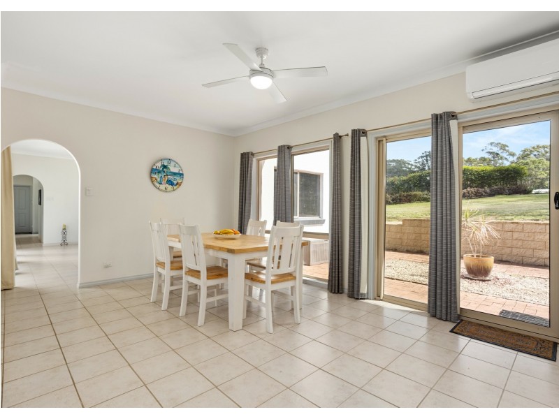13 Rainforest Drive, Mitchells Island NSW 2430