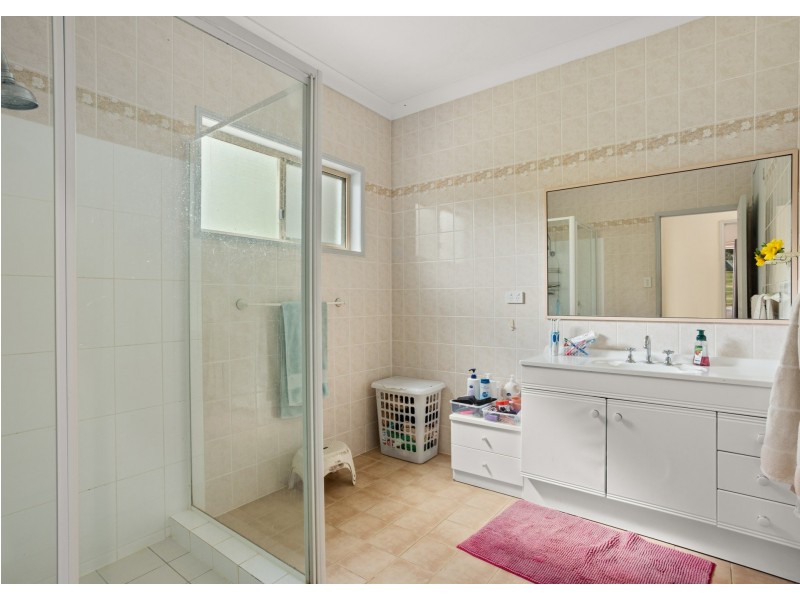 13 Rainforest Drive, Mitchells Island NSW 2430