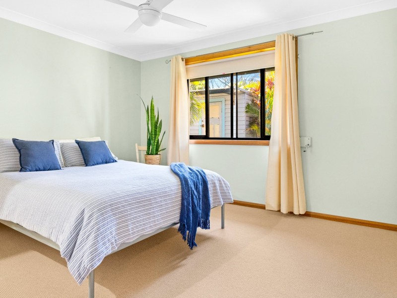 13 Shantull Drive, Wallabi Point NSW 2430