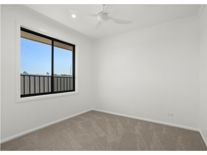 26 Viewmont Way, Old Bar NSW 2430