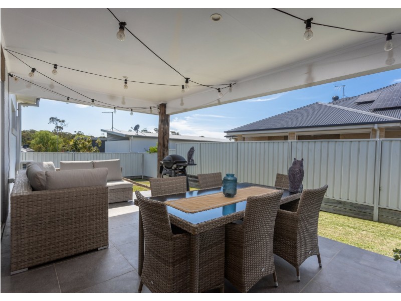 3 Kadungle Close, Wallabi Point NSW 2430