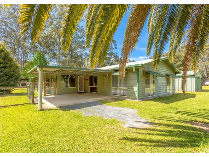 65 Careys Road, Hillville NSW 2430