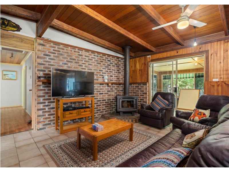 65 Careys Road, Hillville NSW 2430