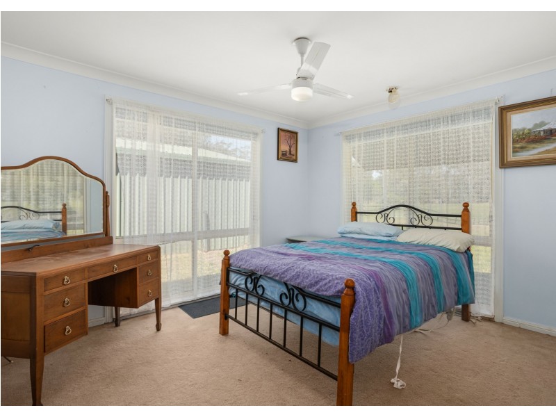 65 Careys Road, Hillville NSW 2430