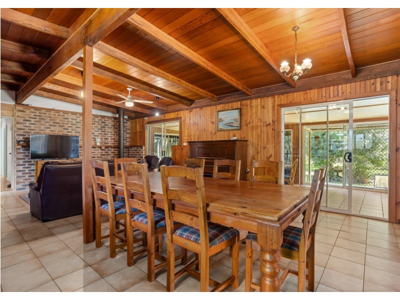 65 Careys Road, Hillville NSW 2430