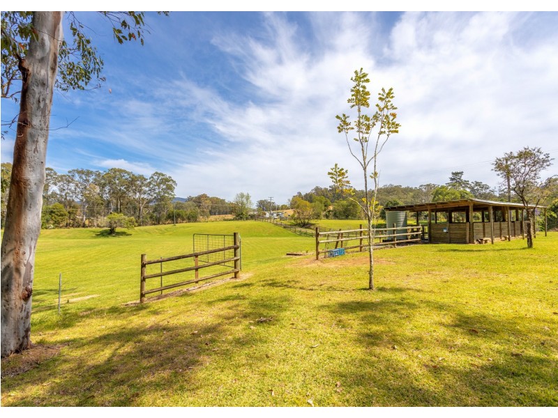 65 Careys Road, Hillville NSW 2430