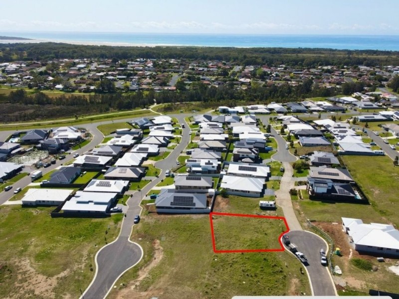 19 Viewmont Way, Old Bar NSW 2430