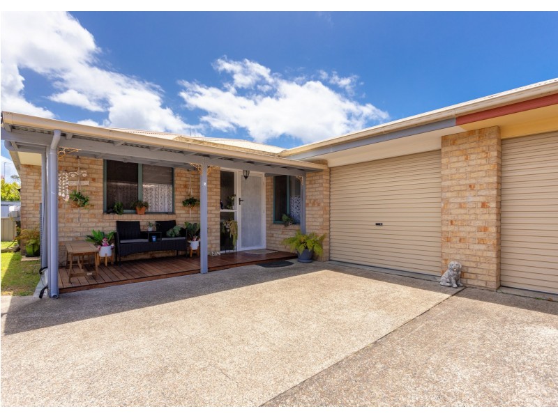 Unit 2/15 Lewis Street, Old Bar NSW 2430