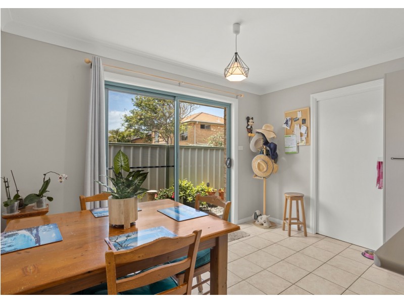 Unit 2/15 Lewis Street, Old Bar NSW 2430