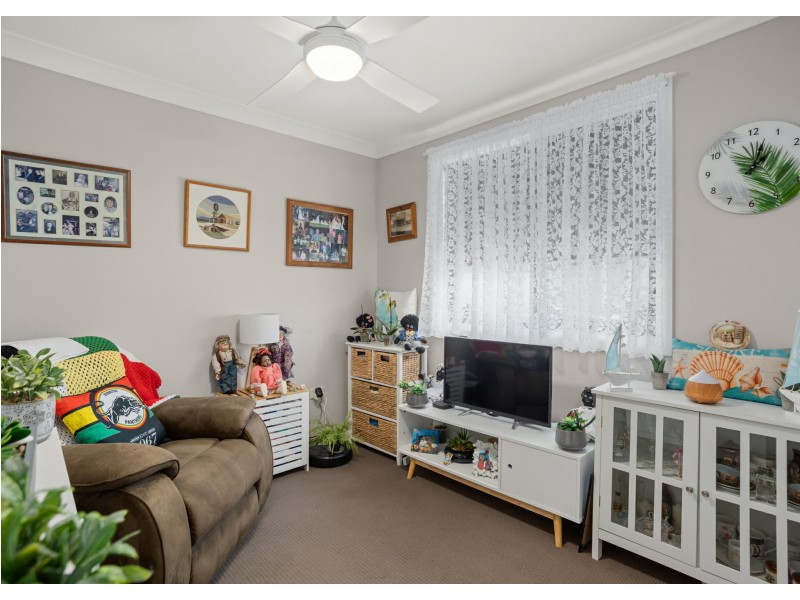 Unit 2/15 Lewis Street, Old Bar NSW 2430