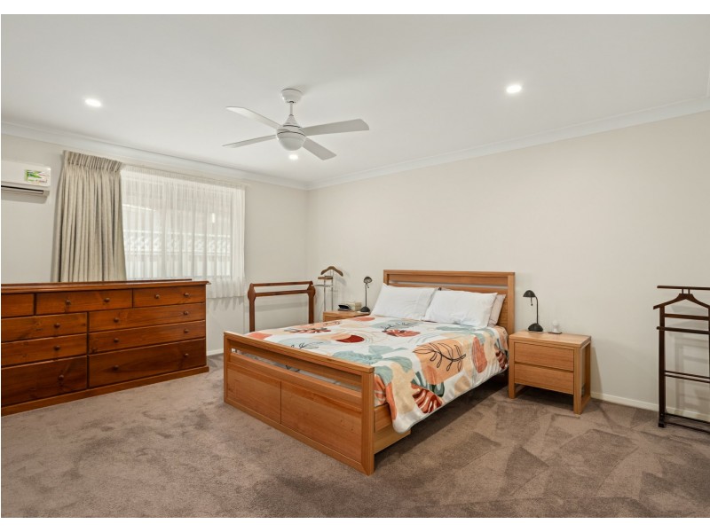 47 Bluehaven Drive, Old Bar NSW 2430