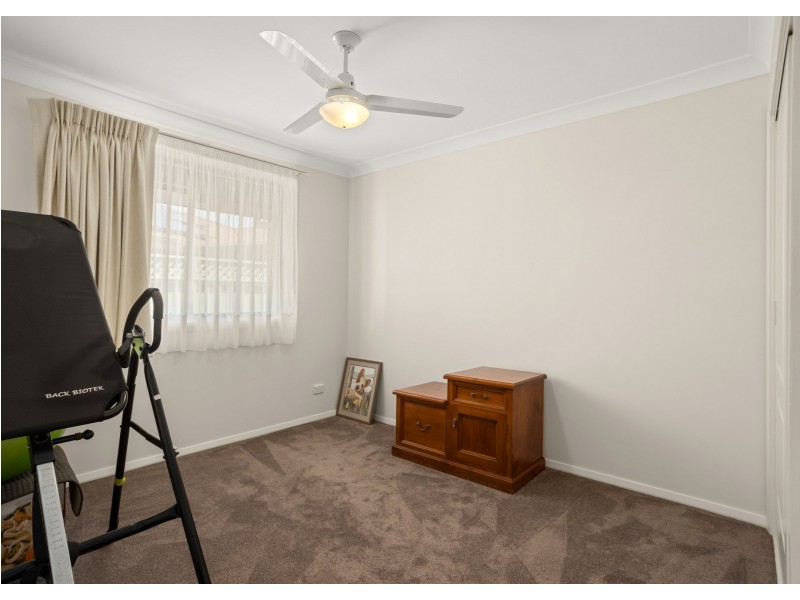 47 Bluehaven Drive, Old Bar NSW 2430
