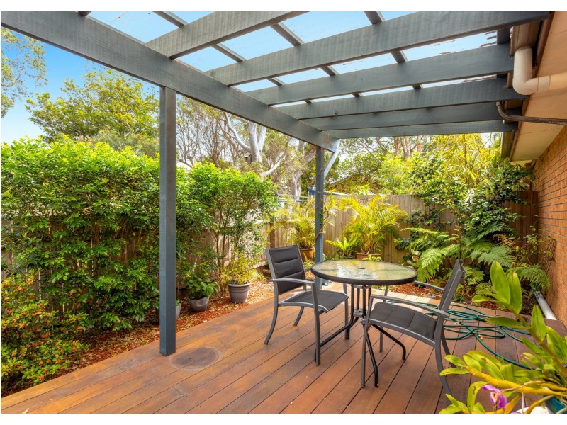 2/25 Clerke Street, Old Bar NSW 2430