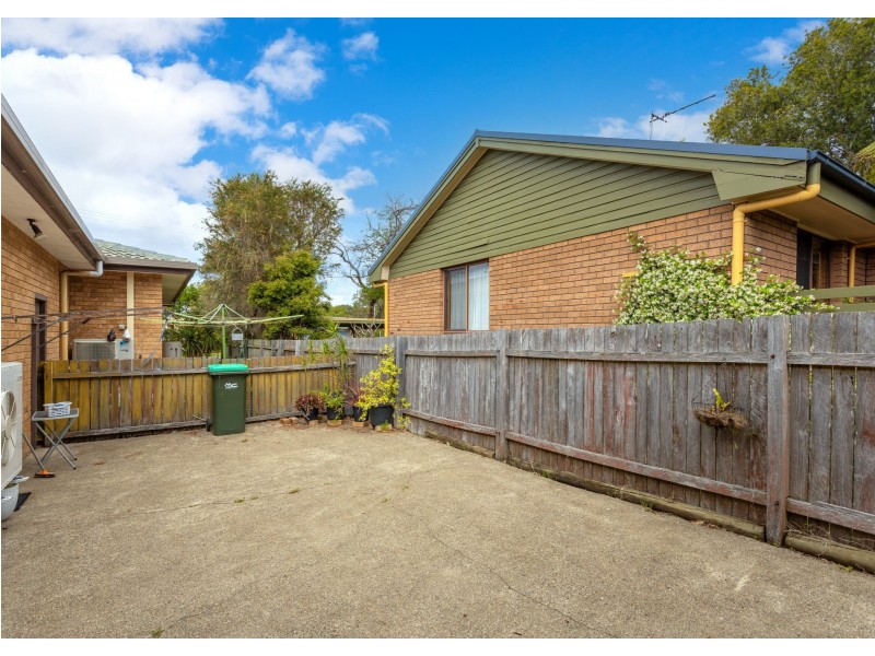 2/25 Clerke Street, Old Bar NSW 2430