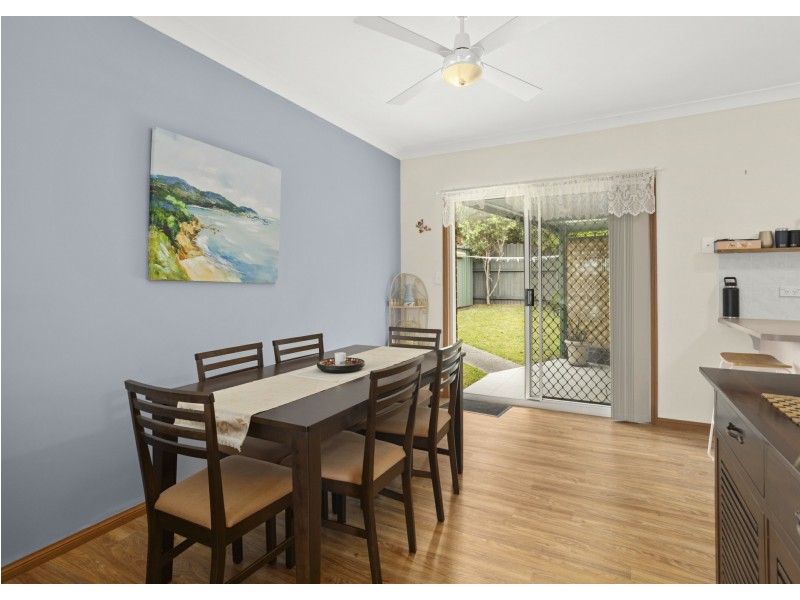 4 Gannet Crescent, Old Bar NSW 2430