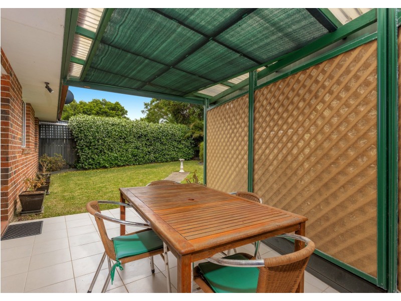4 Gannet Crescent, Old Bar NSW 2430