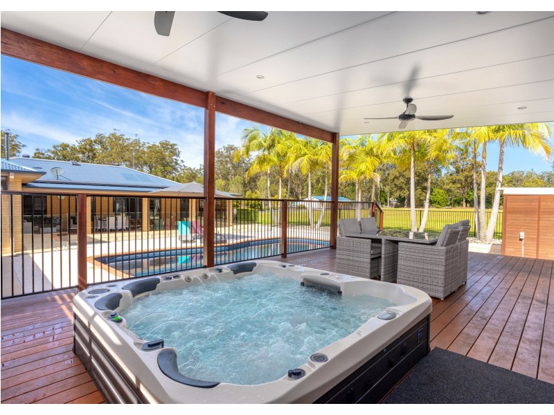 3 Peppermint Place, Old Bar NSW 2430