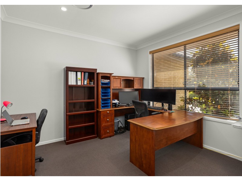 3 Peppermint Place, Old Bar NSW 2430