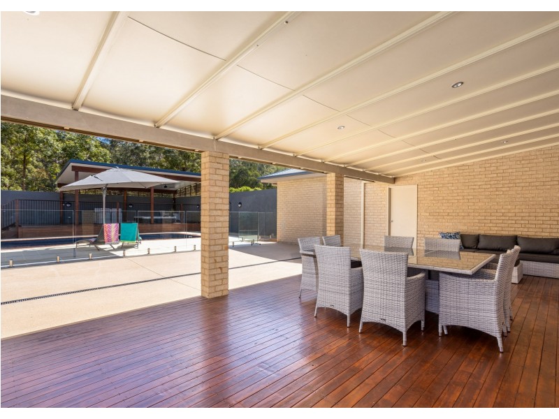 3 Peppermint Place, Old Bar NSW 2430