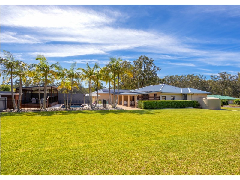 3 Peppermint Place, Old Bar NSW 2430